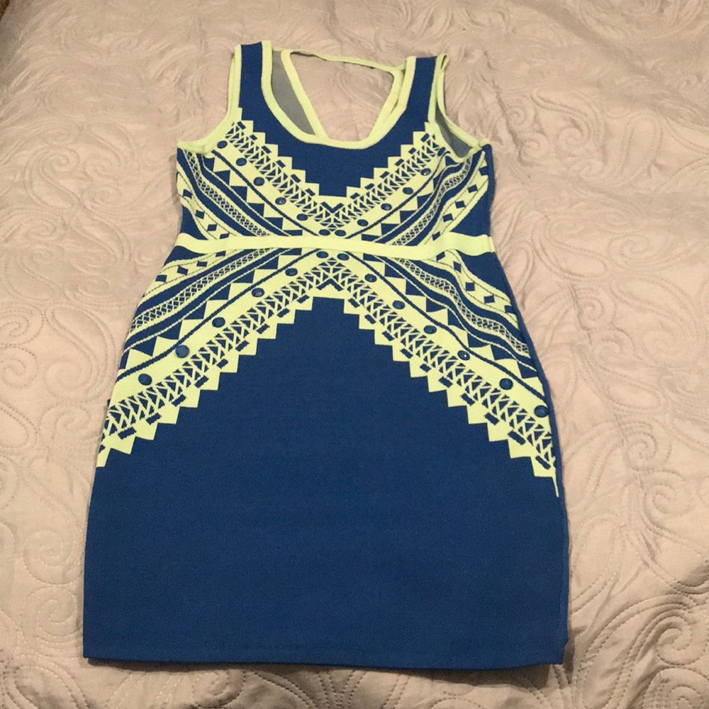 Arden B Rayon/Nylon midi dress.  Size Medium